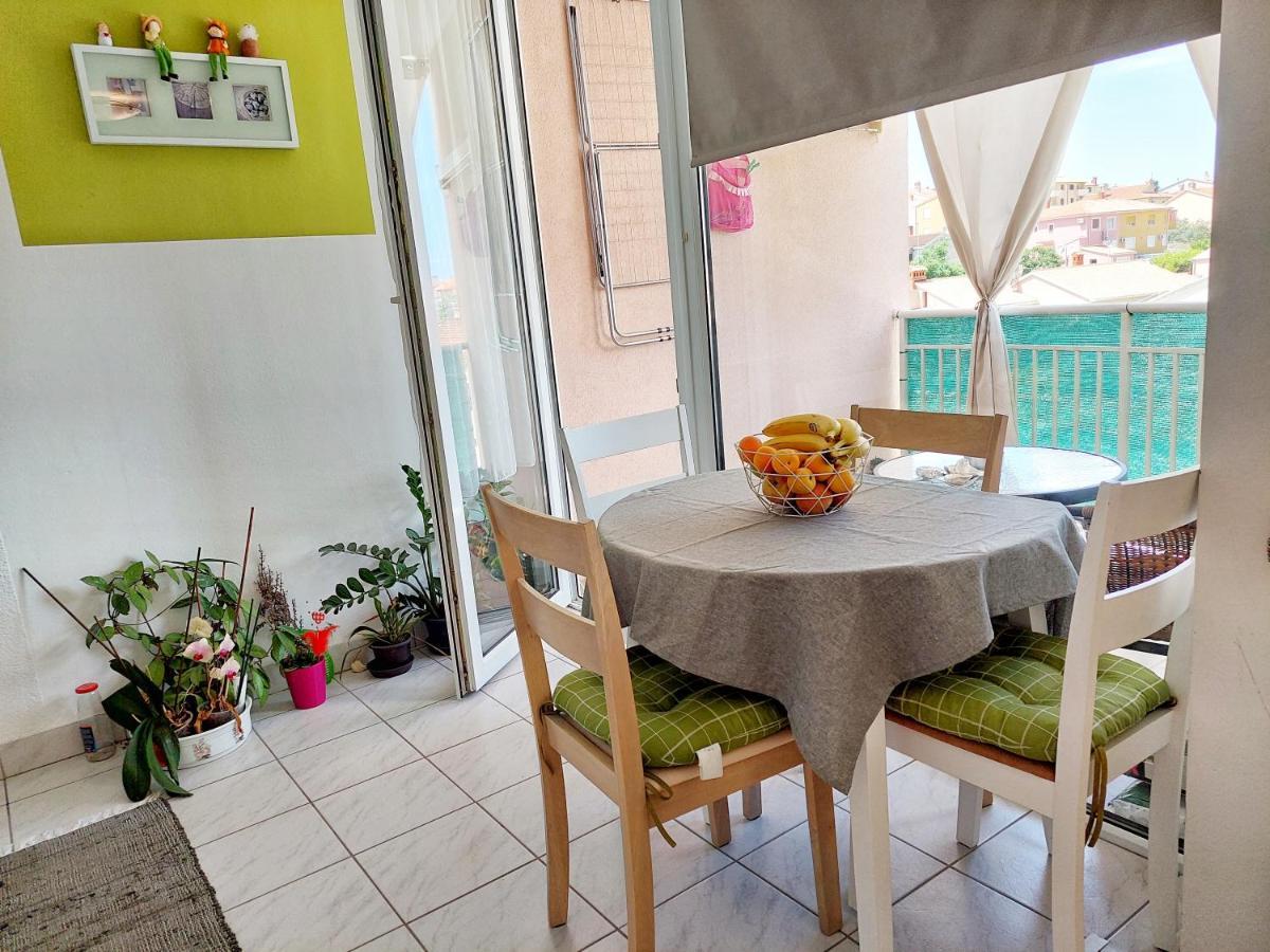 Dubravka Apartment Пула Екстериор снимка